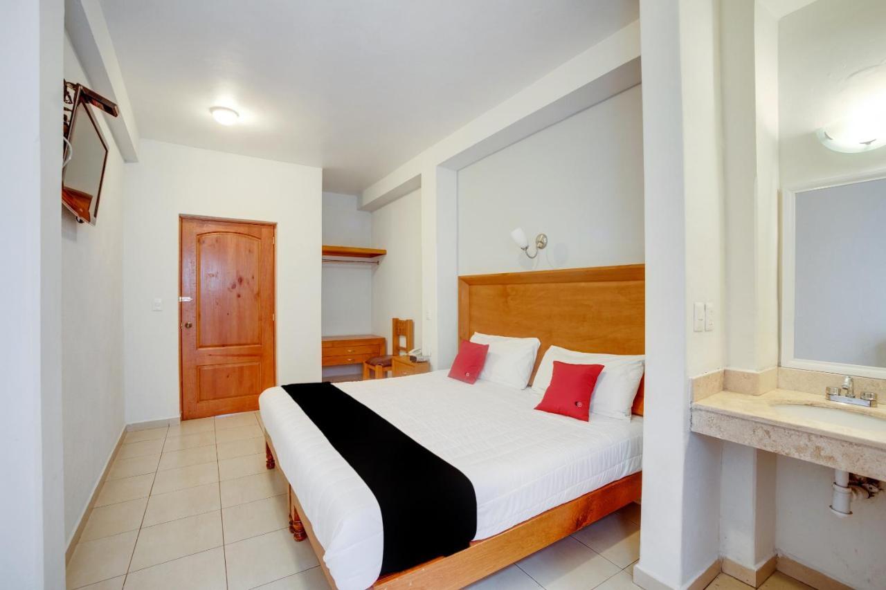 Hotel Pátzcuaro Esterno foto