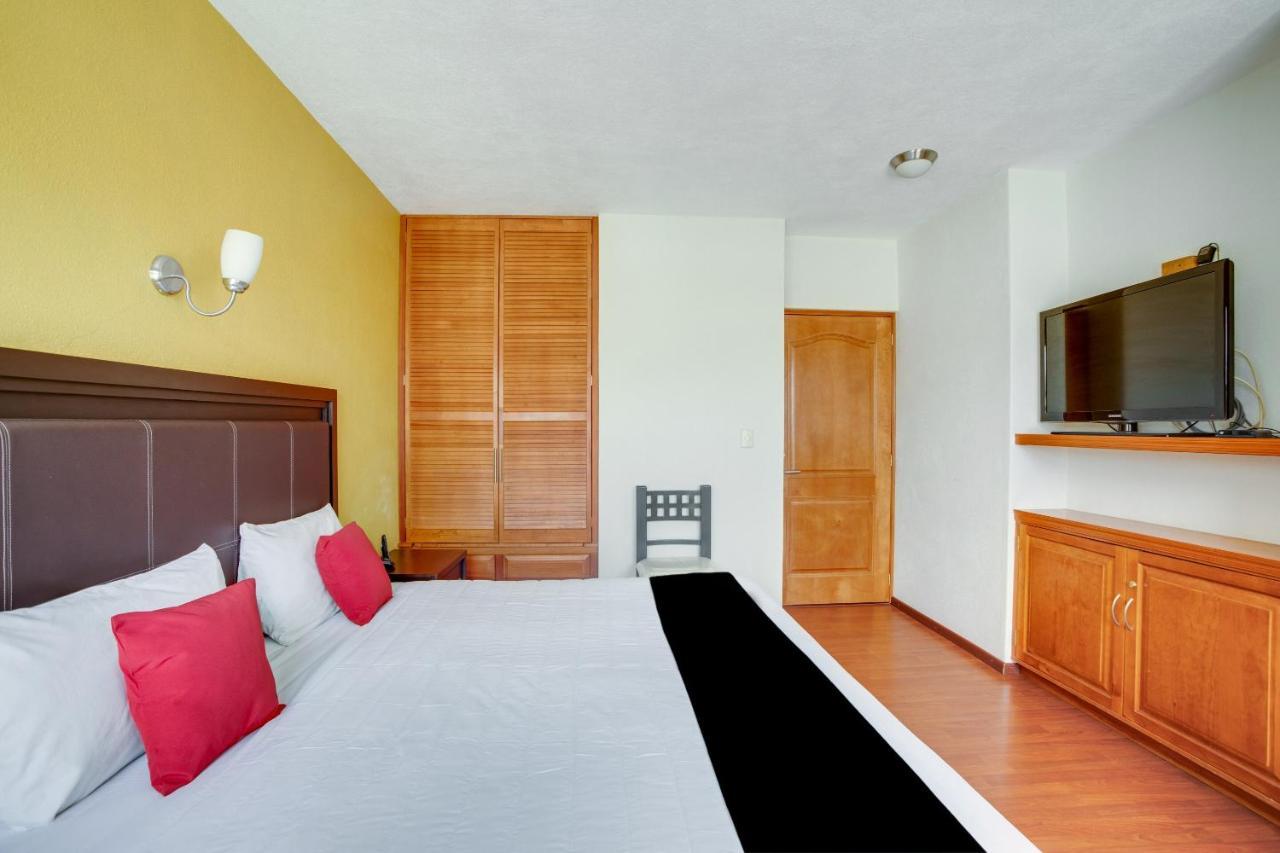 Hotel Pátzcuaro Esterno foto